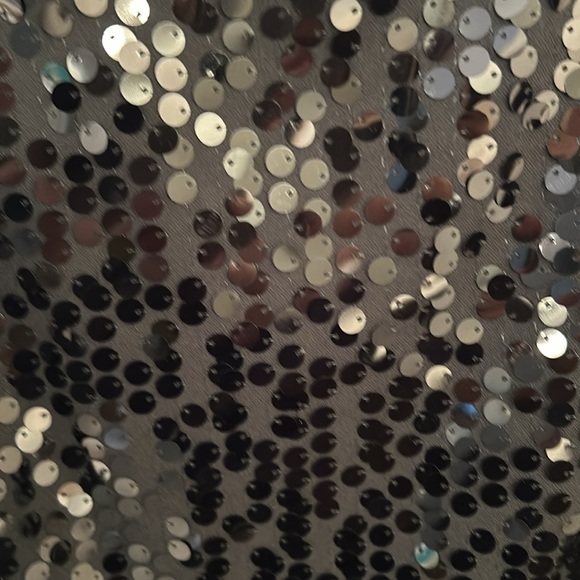 Julia Jordan Paillette Sequin Mini with Ruffle - Picture 2 of 6